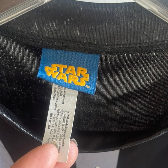 Disney Darth Vader Tshirt - Picture 4 of 6